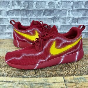 Nike Roshe One Triple Red The Flash Lightning Custom 511881-666 Mens Size 8.5